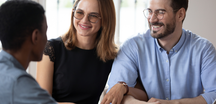 Why Should You Invest in a Maternity Insurance Plan?